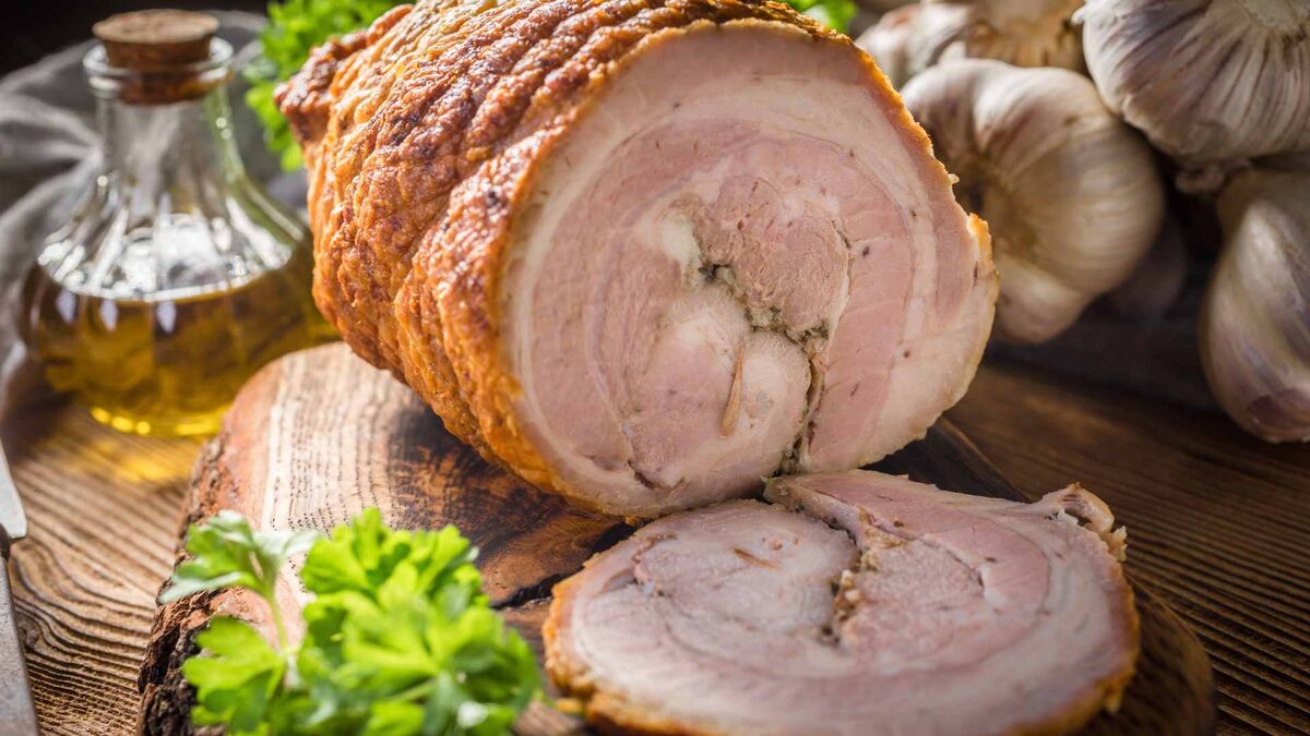 Soczysta rolada z boczku - przepisy z kuchni 