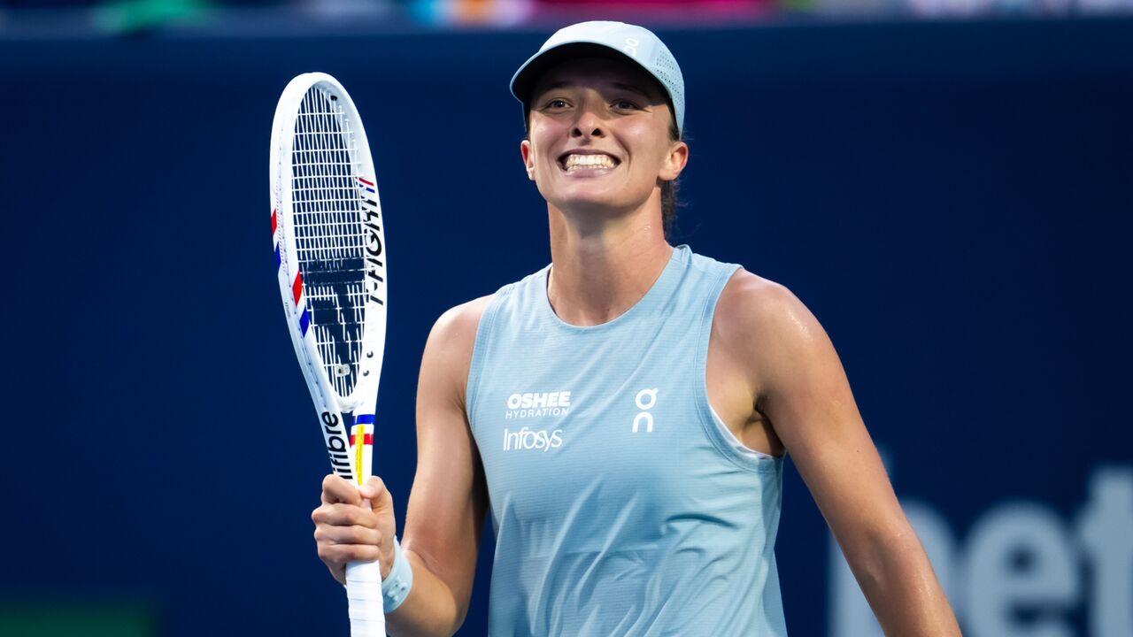 Kiedy gra Iga Świątek w półfinale WTA 1000 w Toronto? O której mecz Świątek – Elina Switolina?